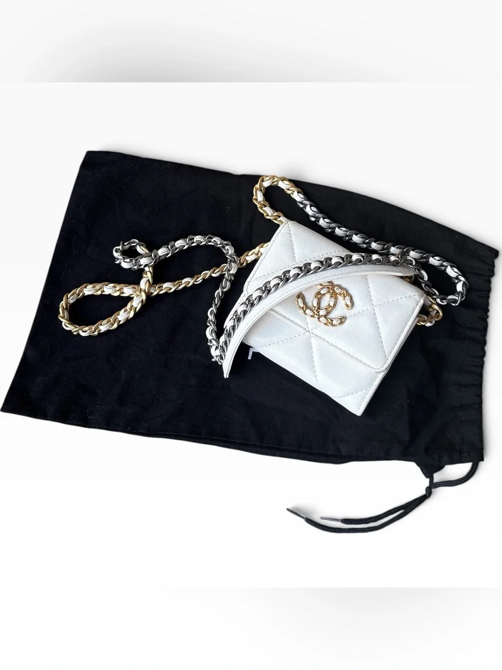 CHANEL 19 O-Coin Purse White Chain Crossbody